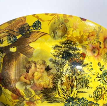 Venus' Summer bowl thumbnail